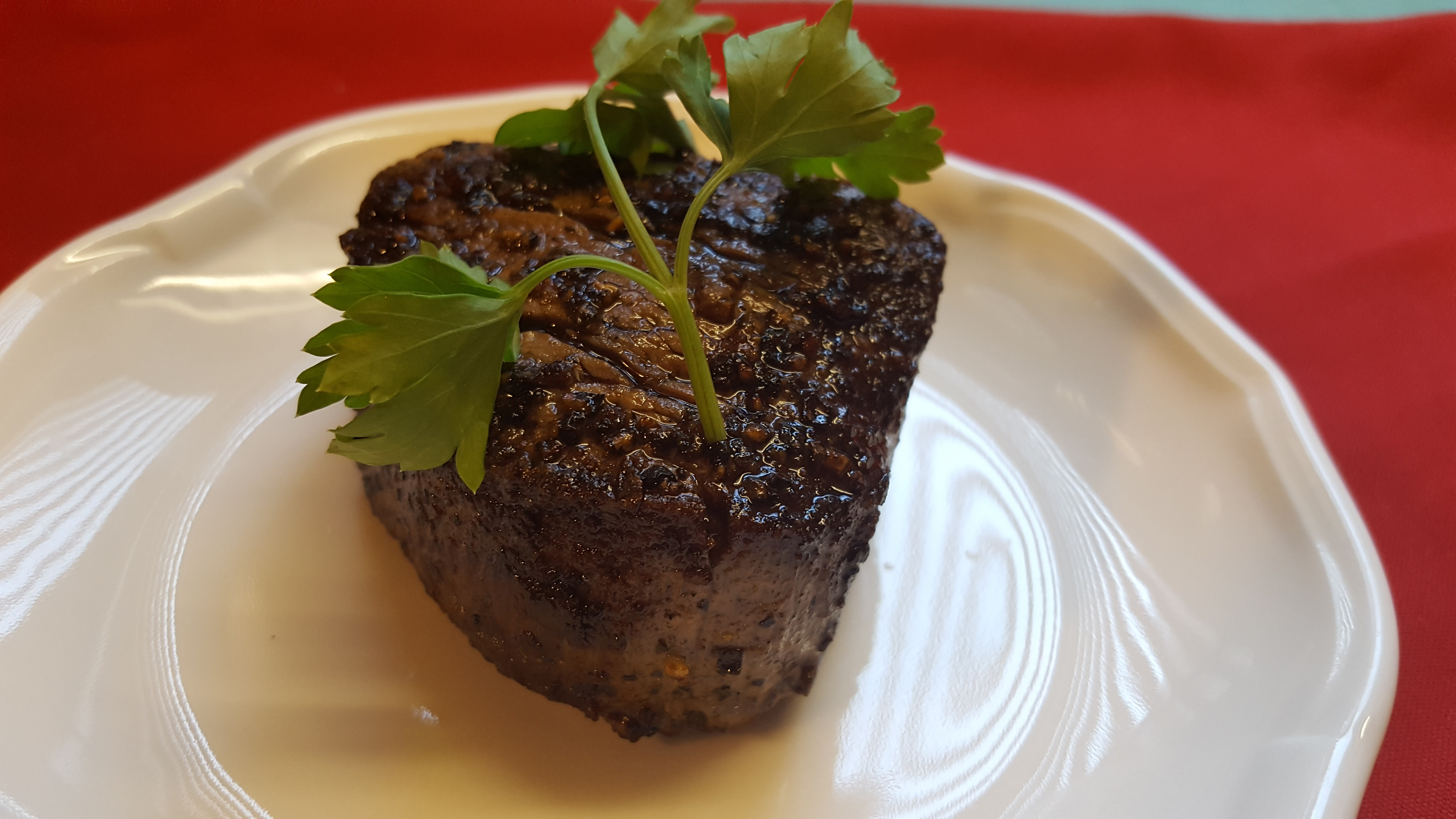 Order Filet Mignon food online from Organic Meals To Go store, Albany on bringmethat.com