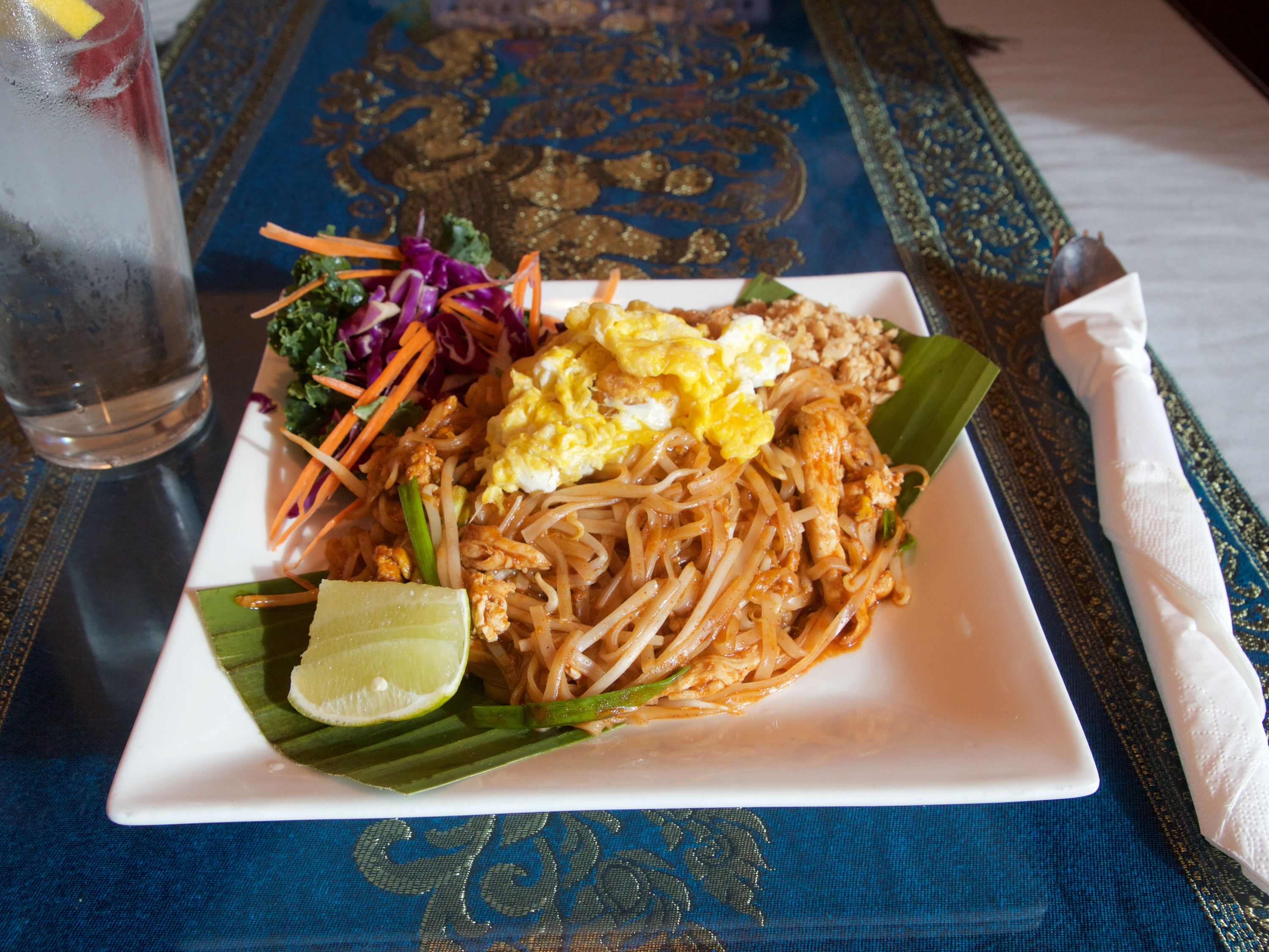 Order 29. Pad Thai food online from Sticky Rice Restaurant store, Modesto on bringmethat.com