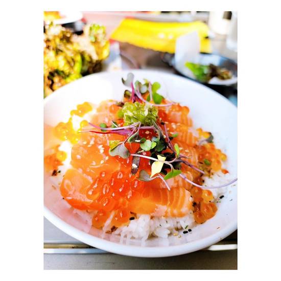 Order Salmon with Ikura Bowl food online from Burosu Ramen store, Studio City on bringmethat.com