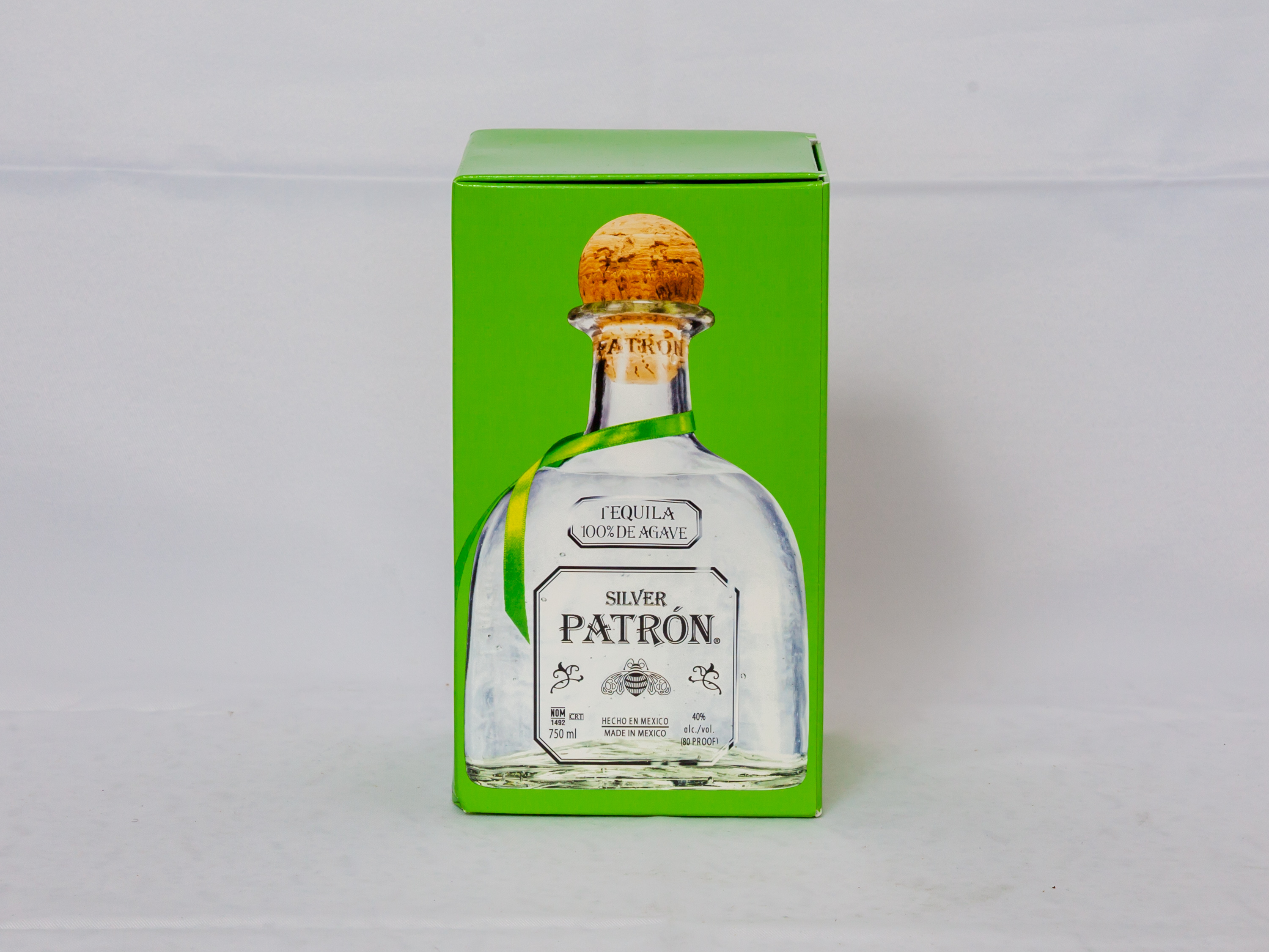 Order Patron Silver Tequila 750 mL Liquor food online from Country Club Hills Food And Liquor store, Country Club Hills on bringmethat.com