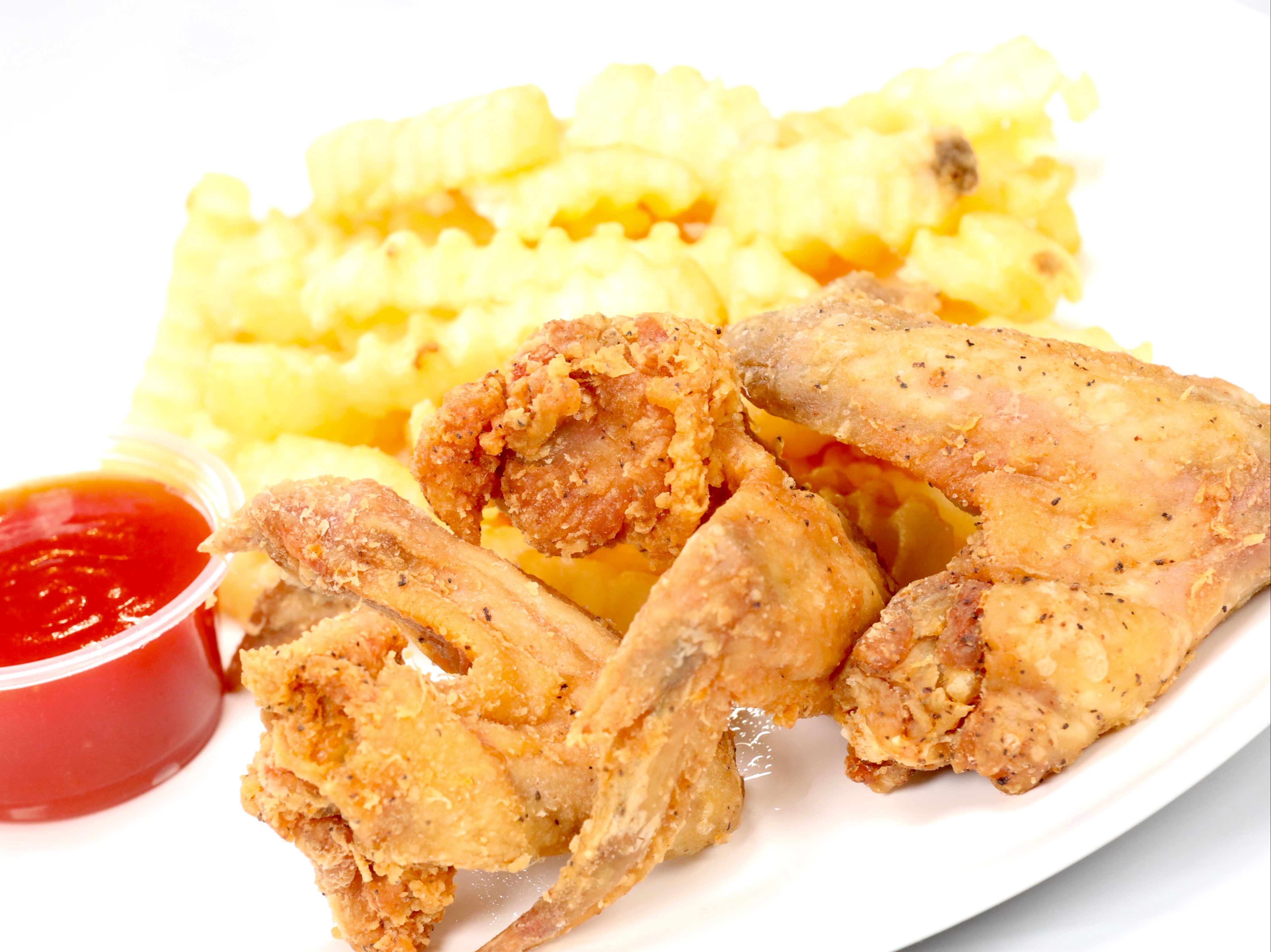 Order 5 Wings food online from Sam Sylk Chicken And Fish store, Cleveland on bringmethat.com