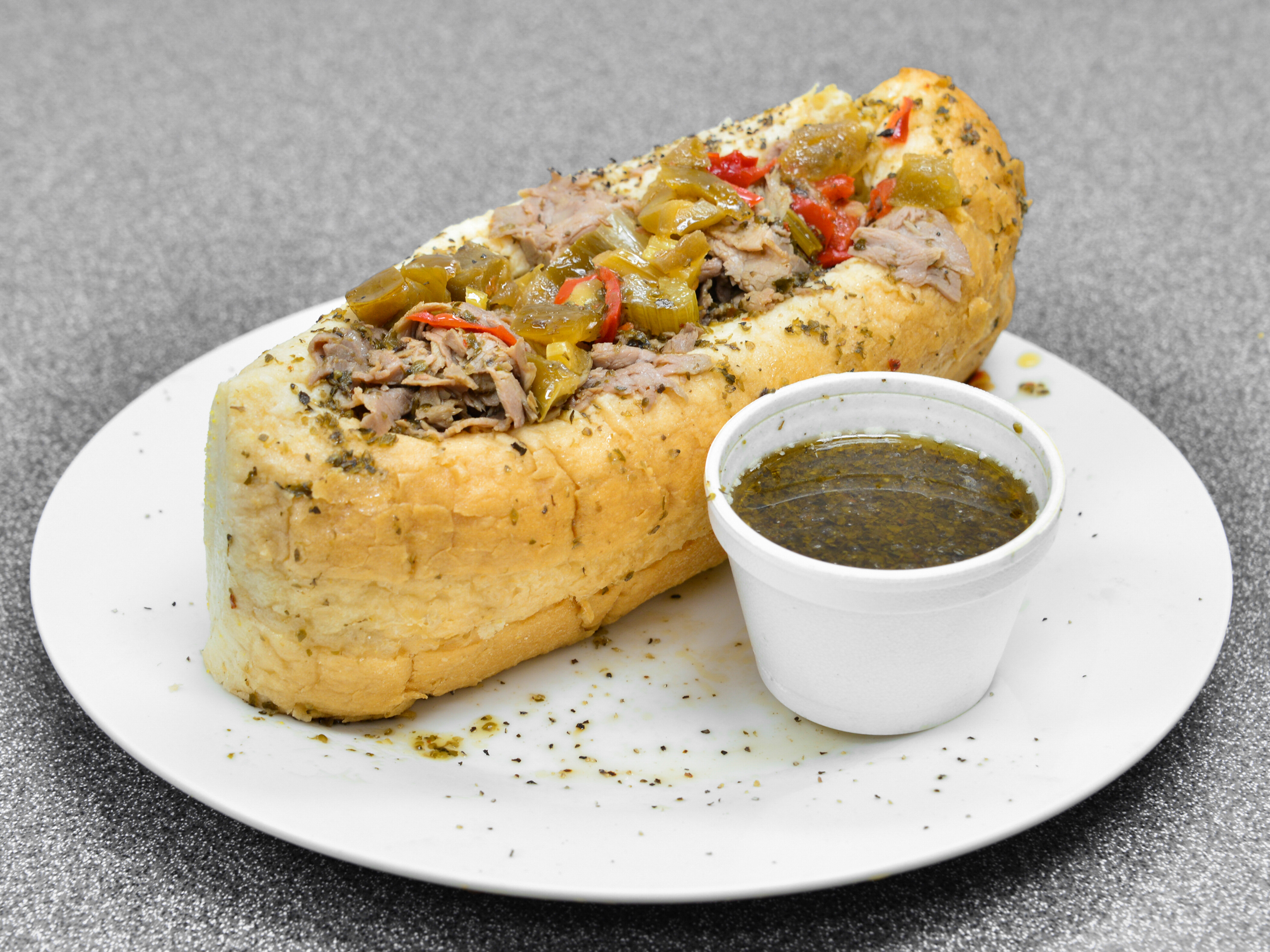 Order Dry Italian Beef Sandwich food online from Ali Sunoco Home Of The Delicious Gyro And Chicago Corned Beef Reuben store, Amherst on bringmethat.com