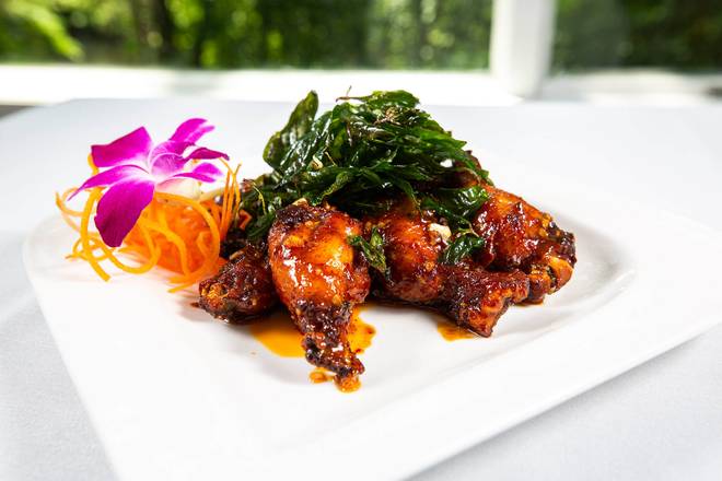 Order Soden's Wings food online from The Elephant Trail store, Avon on bringmethat.com