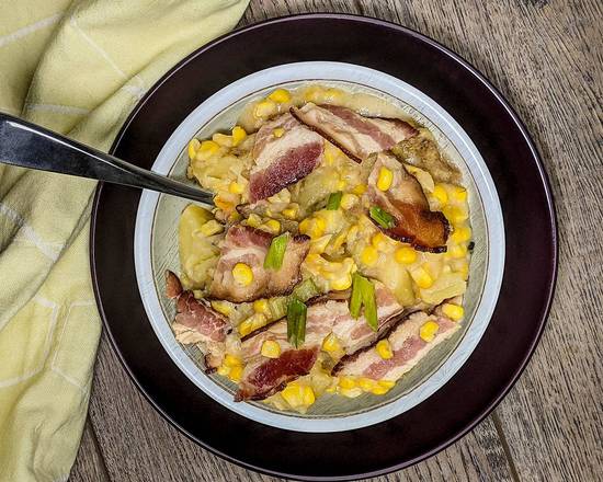 Order Corn Chowder & Bacon food online from Ally's Grab 'n Go Kitchen store, Branford on bringmethat.com