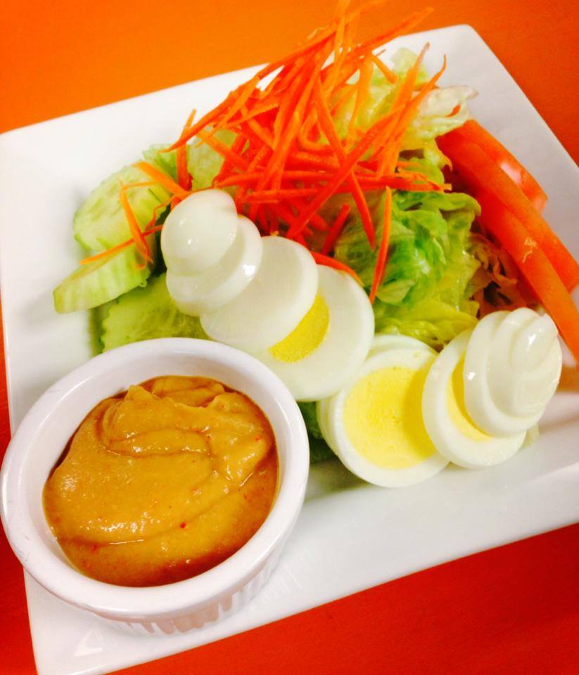 Order 30. House Salad food online from Sirinan Thai&Japanese Restaurant store, Wallingford on bringmethat.com