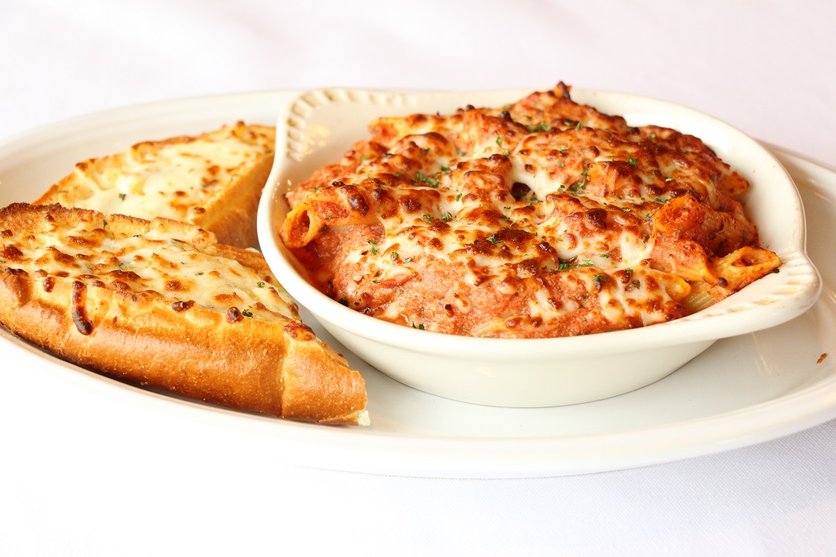 Order Baked Ziti food online from Palios Pizza Cafe of Mansfield store, Mansfield on bringmethat.com