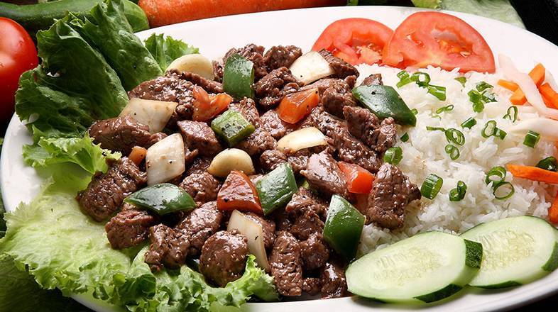 Order C8. Sautéed Black Pepper Beef food online from Que Huong store, Plano on bringmethat.com