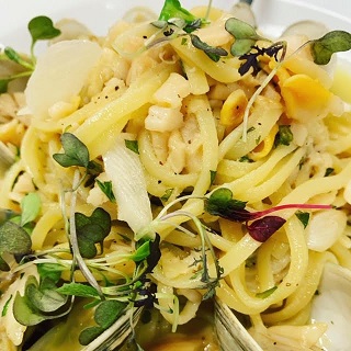 Order Linguini with Clams food online from Casa Italiana store, Richmond on bringmethat.com