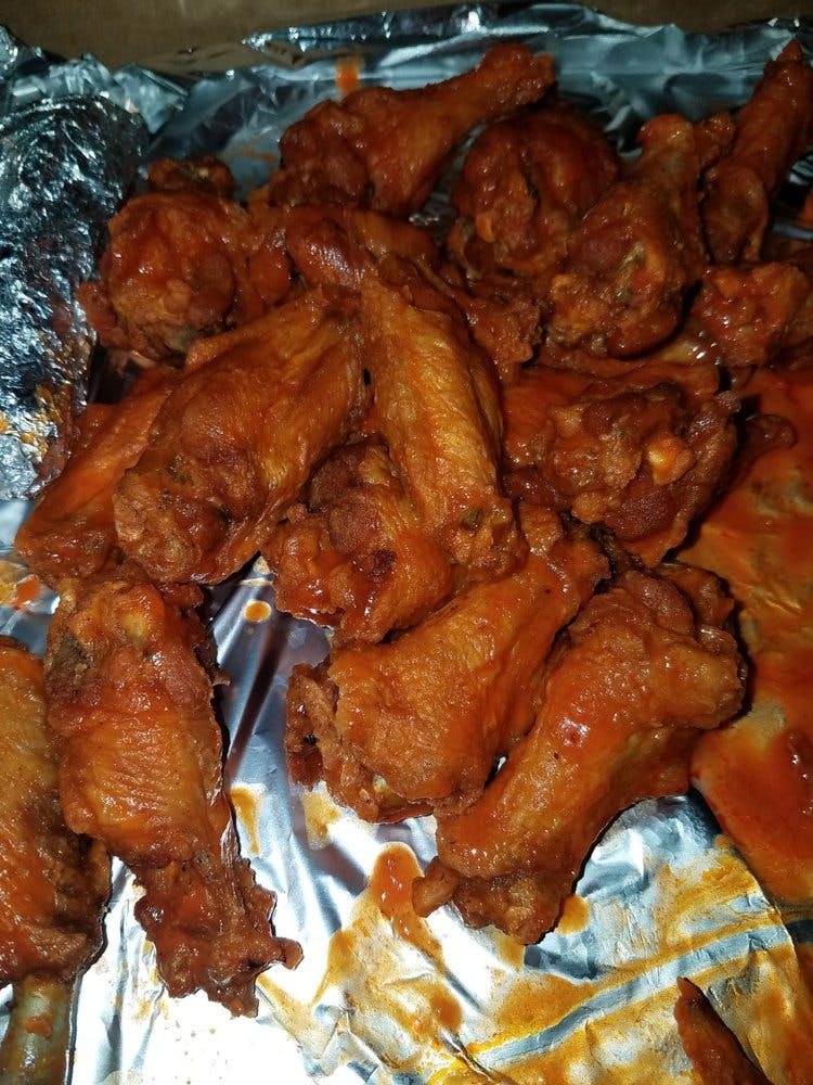 Order Specialty Wings - Double (20 Pieces) food online from The WurliTzer Pizza Co. store, North Tonawanda on bringmethat.com