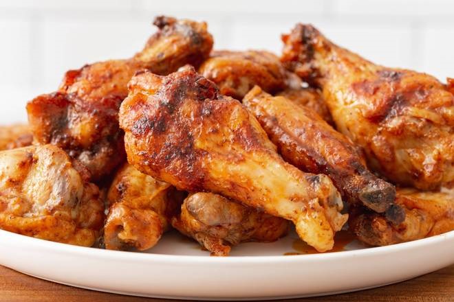 Order 10 Piece Wings  food online from Tony's Pizza store, Whittier on bringmethat.com