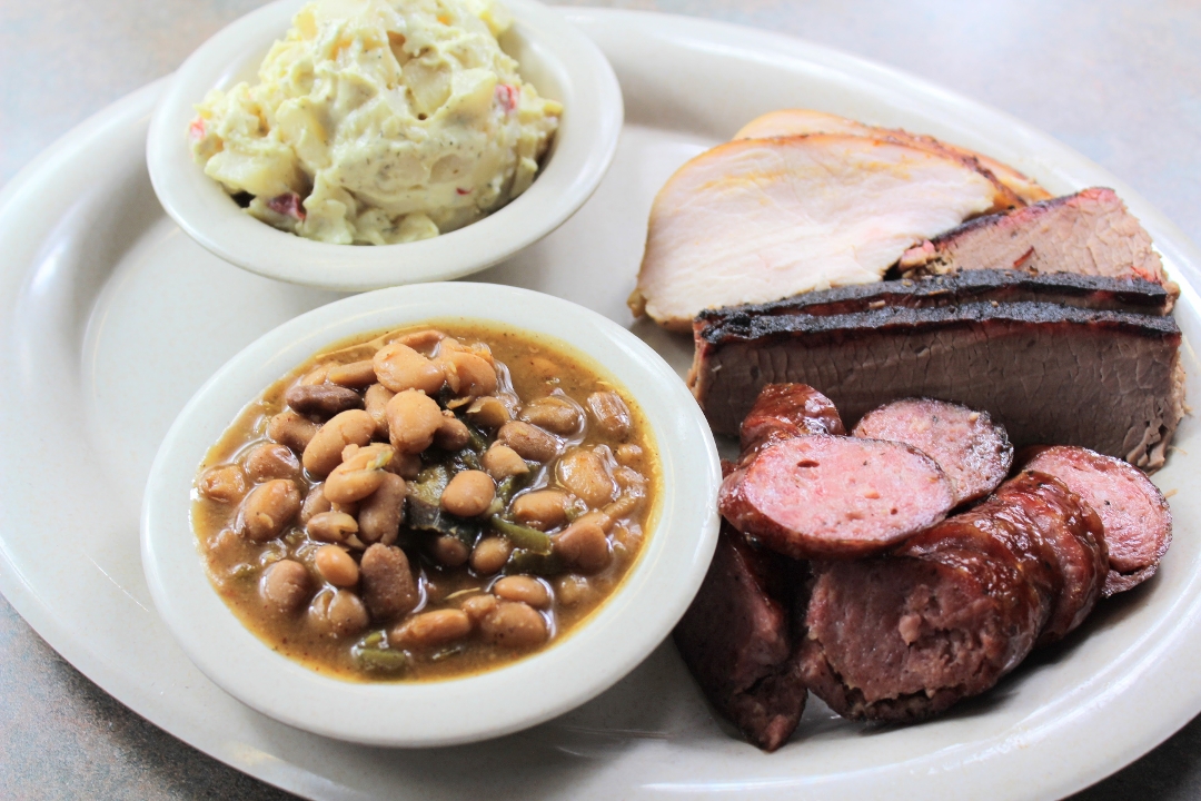 Order 3 Meat Plate food online from Mckenzie Barbeque store, Montgomery on bringmethat.com