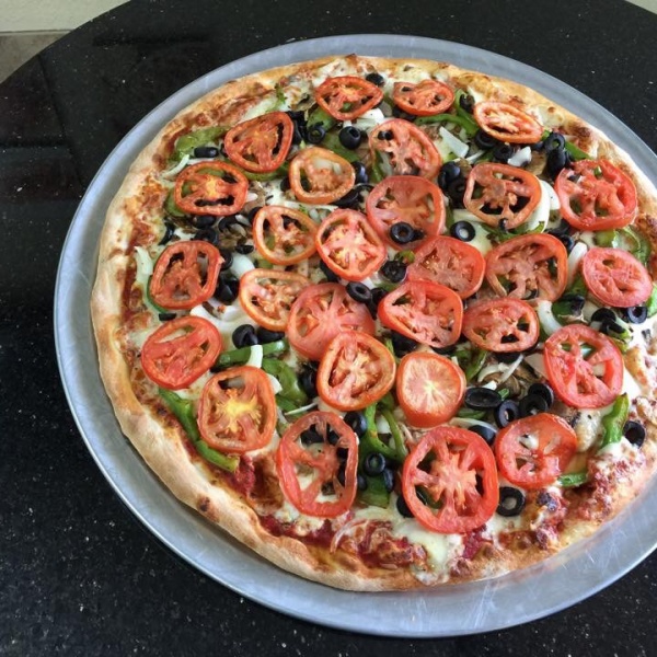 Order Very Very Veggie Pizza food online from Aliacci Pizza & Pasta store, Lakewood on bringmethat.com
