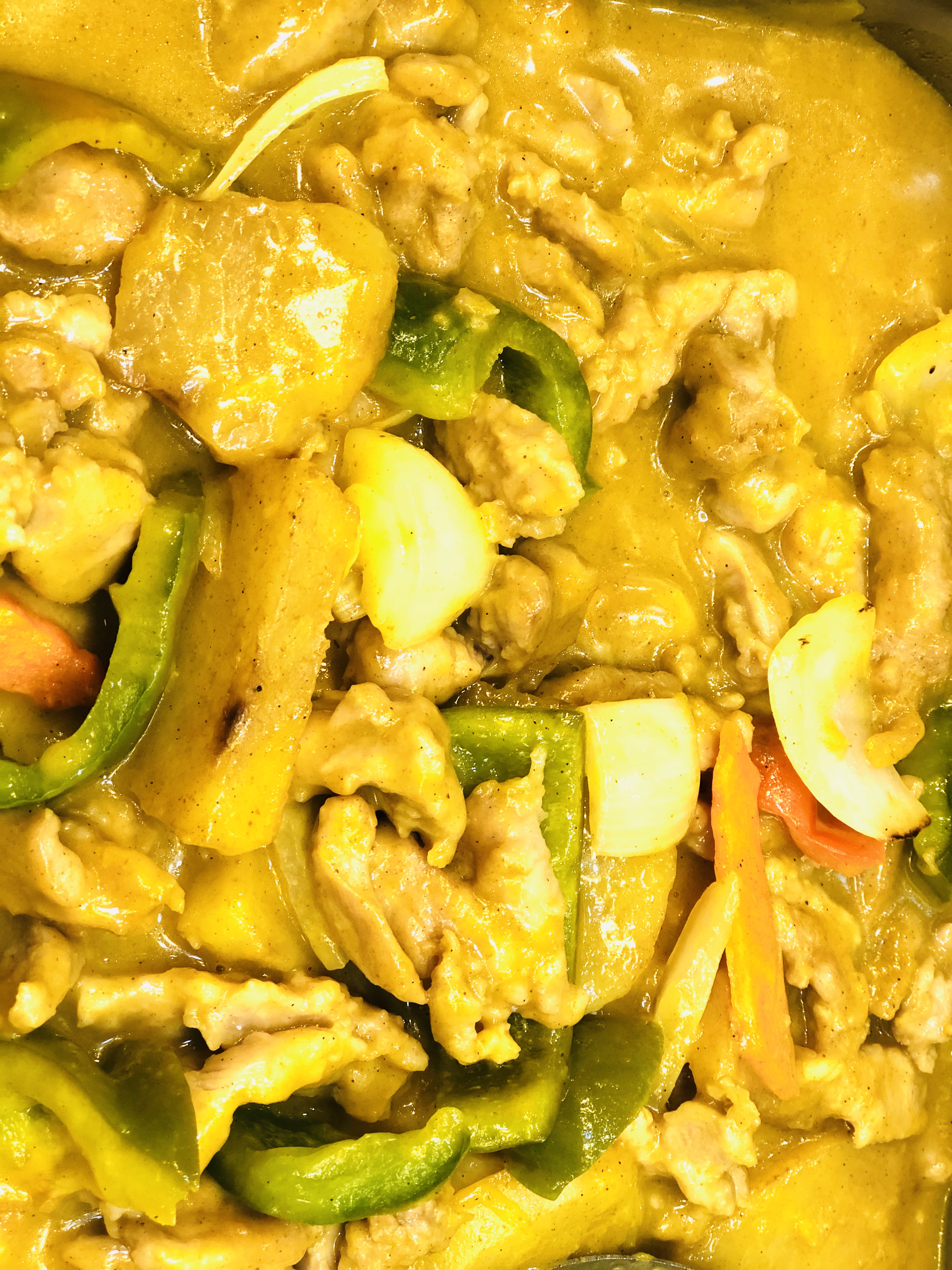 Order Curry Chicken food online from Ruby Thai Kitchen store, Natick on bringmethat.com