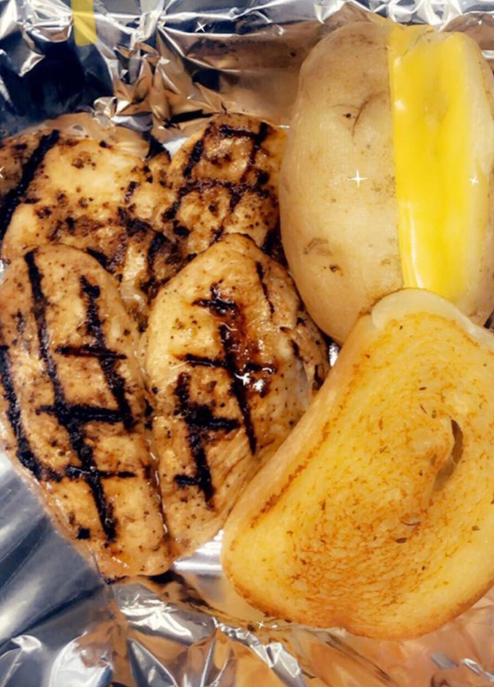 Order Grilled Chicken Breast Dinner food online from New York Grill store, Florissant on bringmethat.com