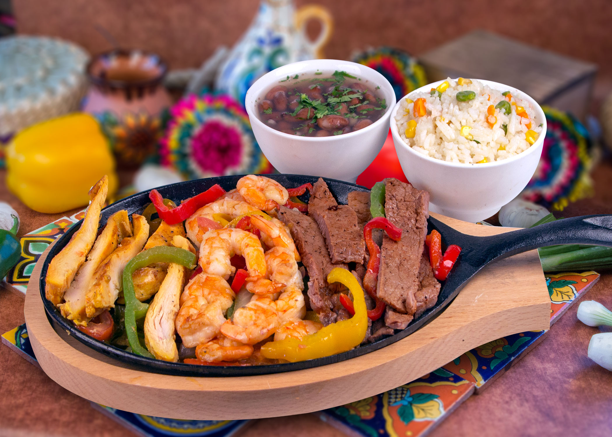 Order Fajitas El Tri-o food online from Mi Pueblo Mexican Grill store, Oxnard on bringmethat.com