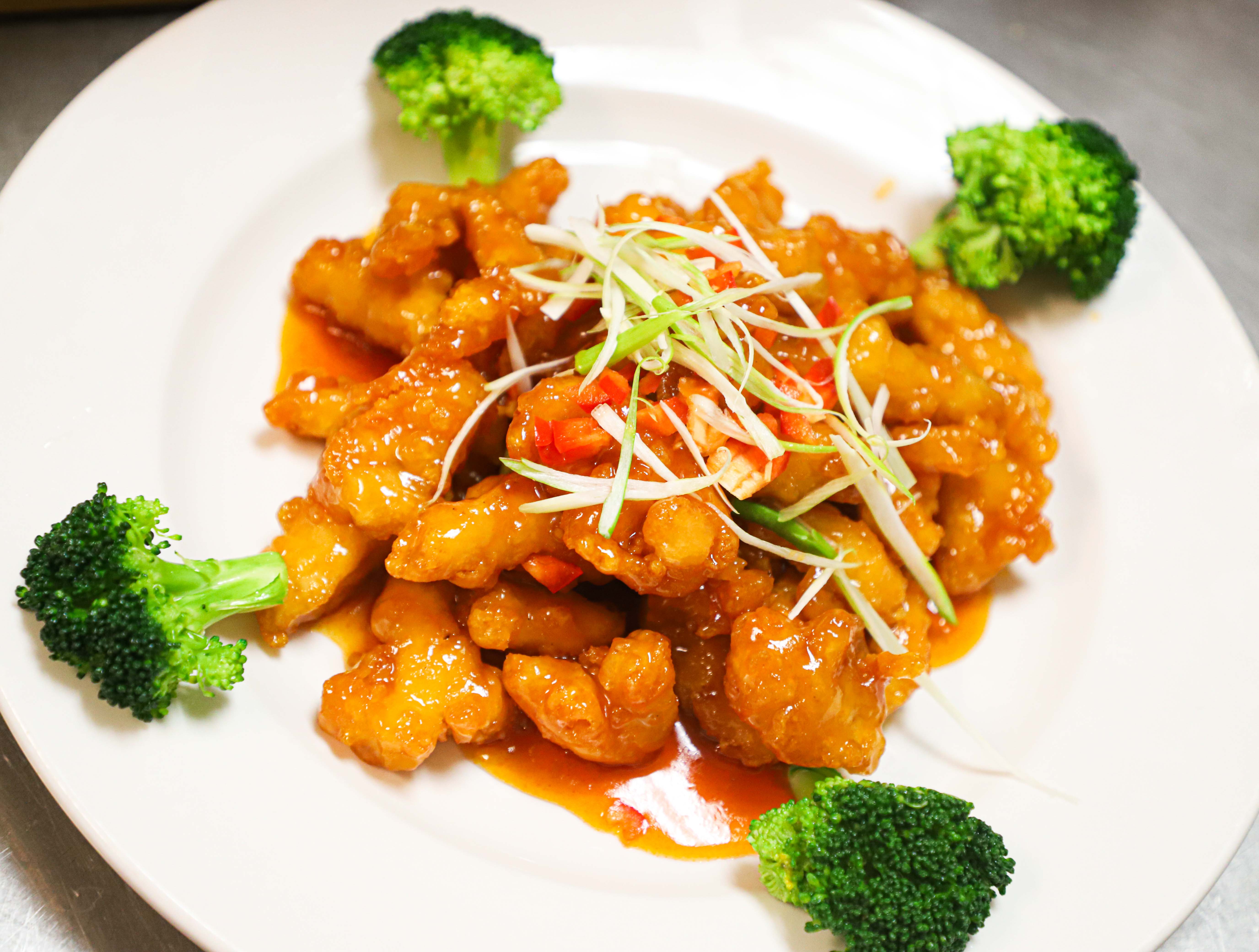 Order 33. Sweet and Sour Chicken food online from Jc Sushi & Chinese Restaurant store, Phoenix on bringmethat.com