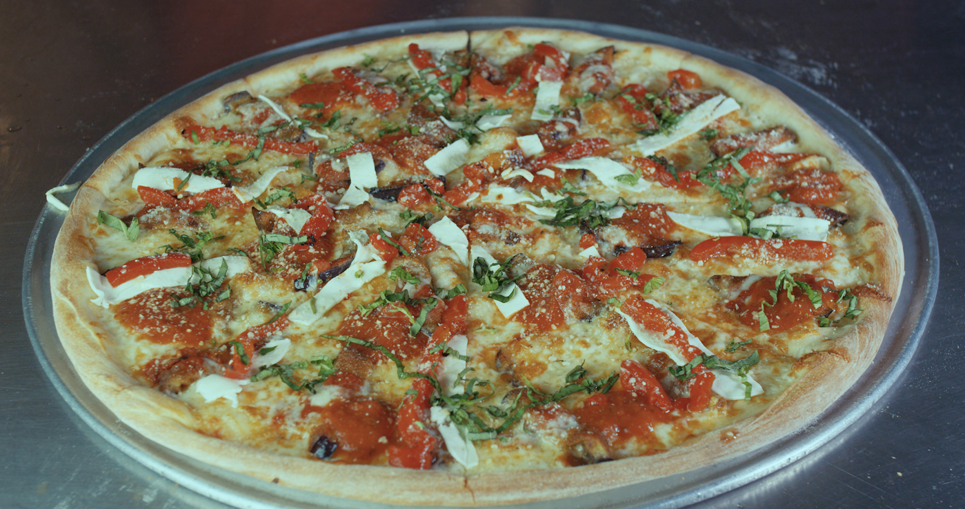 Order Chicken Bella Pizza food online from Madison's Pizza store, Albany on bringmethat.com