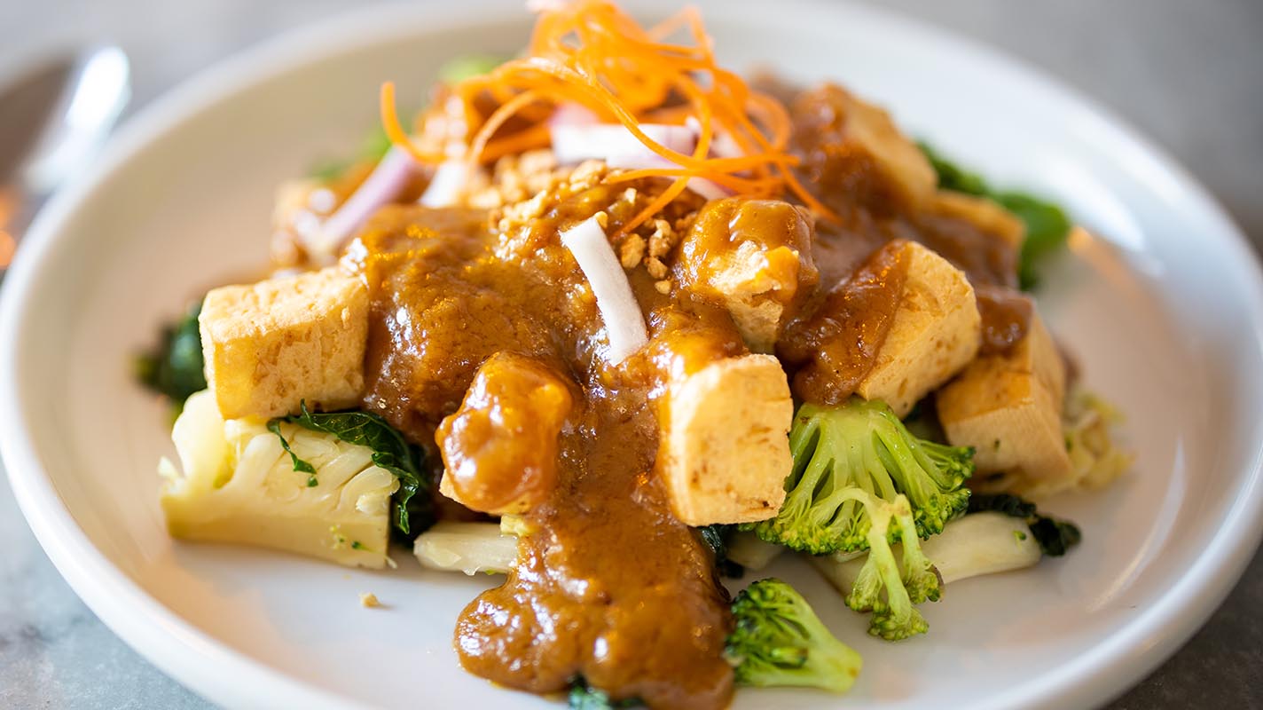 Order Praram Tofu food online from Charm Thai Bistro store, Oakland on bringmethat.com