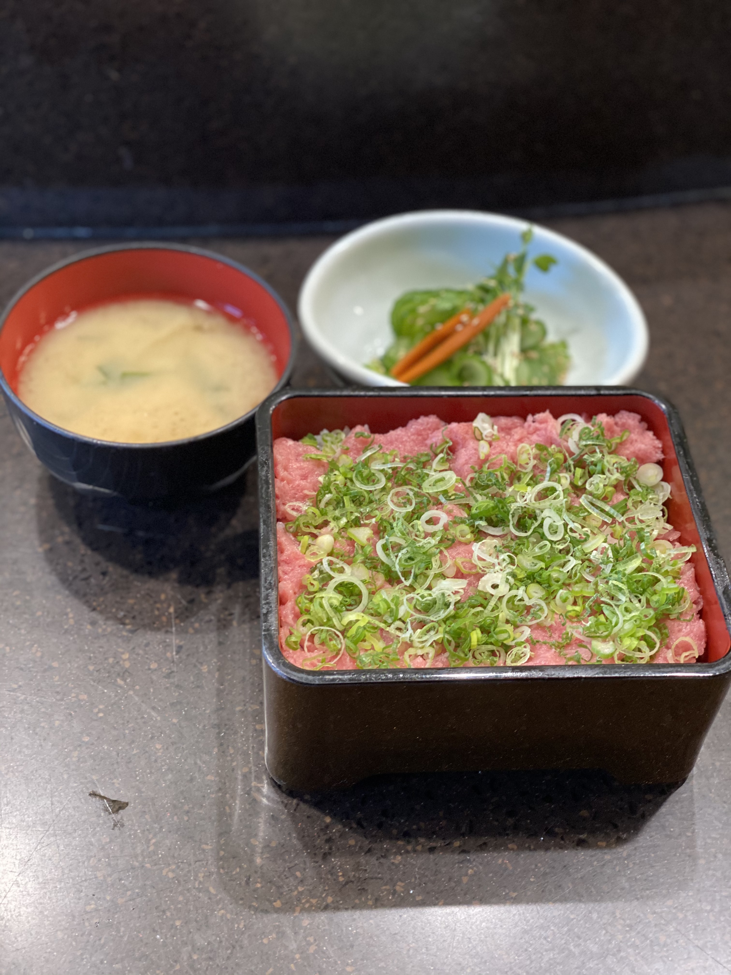 Order Negi Toro Don Lunch food online from Kanpai Japanese Sushi Bar &amp; Gril store, Santa Monica on bringmethat.com