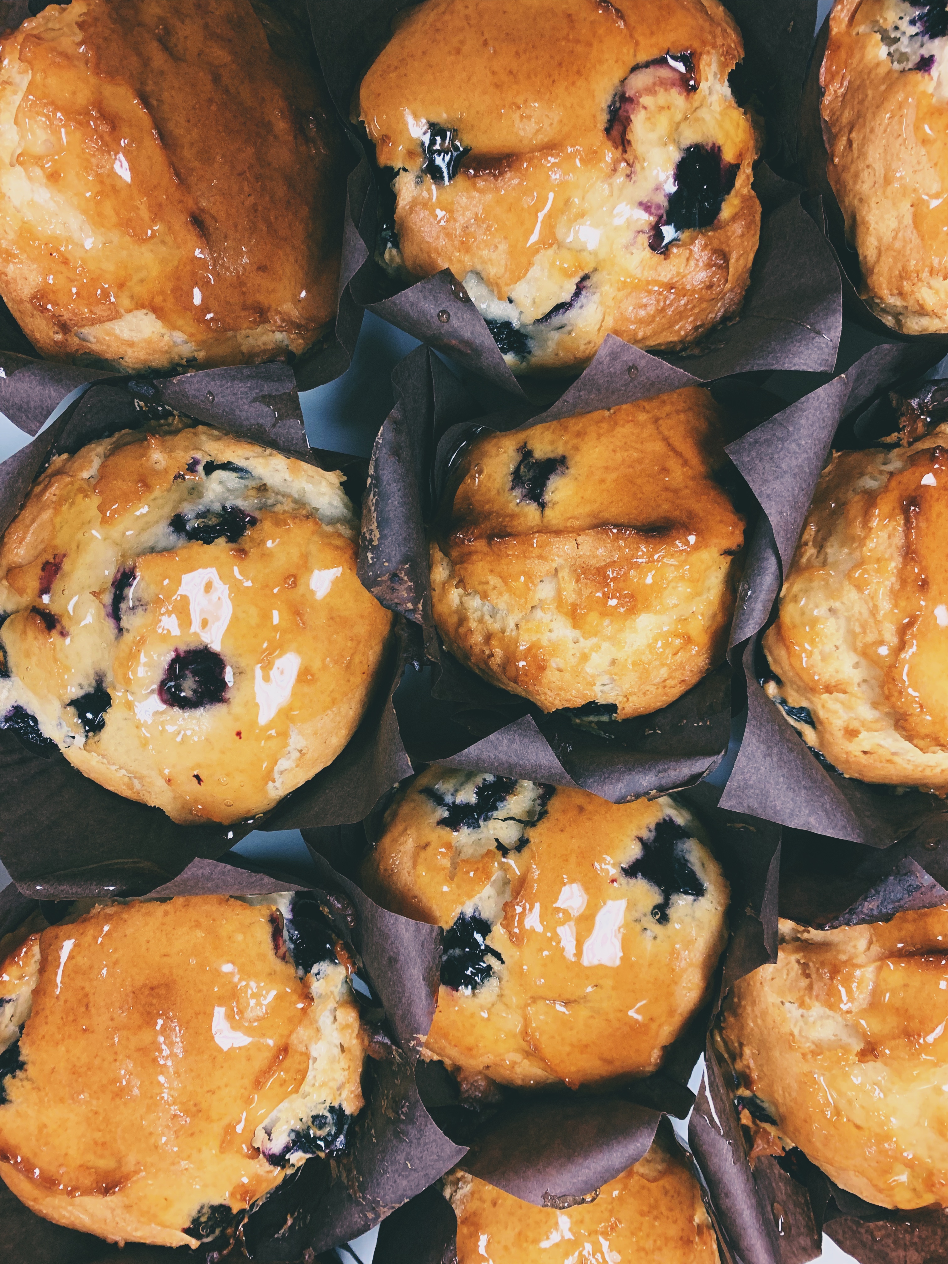 Order Blueberry Muffin food online from Bagels & Joe store, Lincoln on bringmethat.com