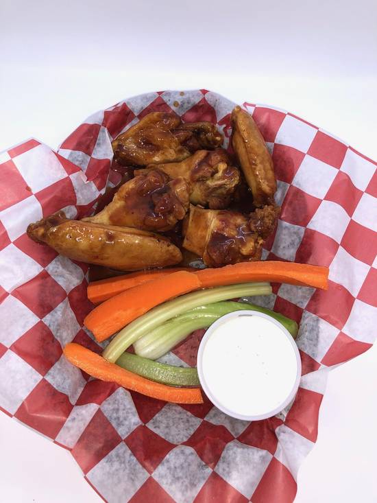 Order 6 piece food online from The Draft Restaurant & Sports Bar store, San Diego on bringmethat.com