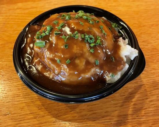 Order Mashed Potatoes with Brisket Gravy food online from Q-Bbq store, Naperville on bringmethat.com