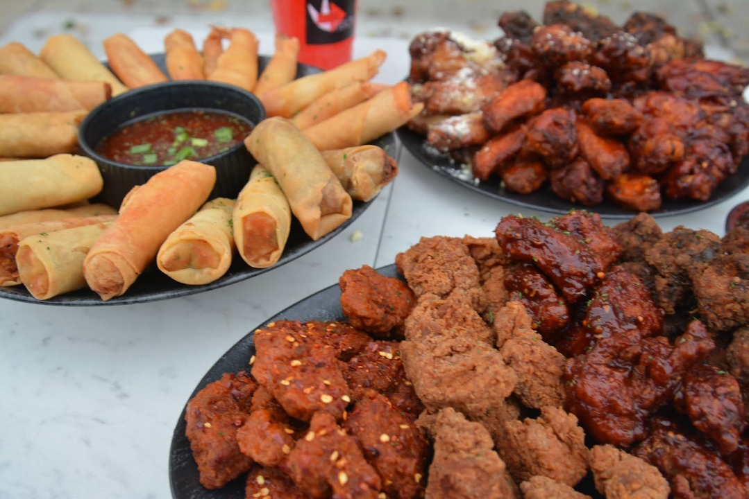 Order Jumbo Party Platter food online from Star Fusion Express store, Philadelphia on bringmethat.com