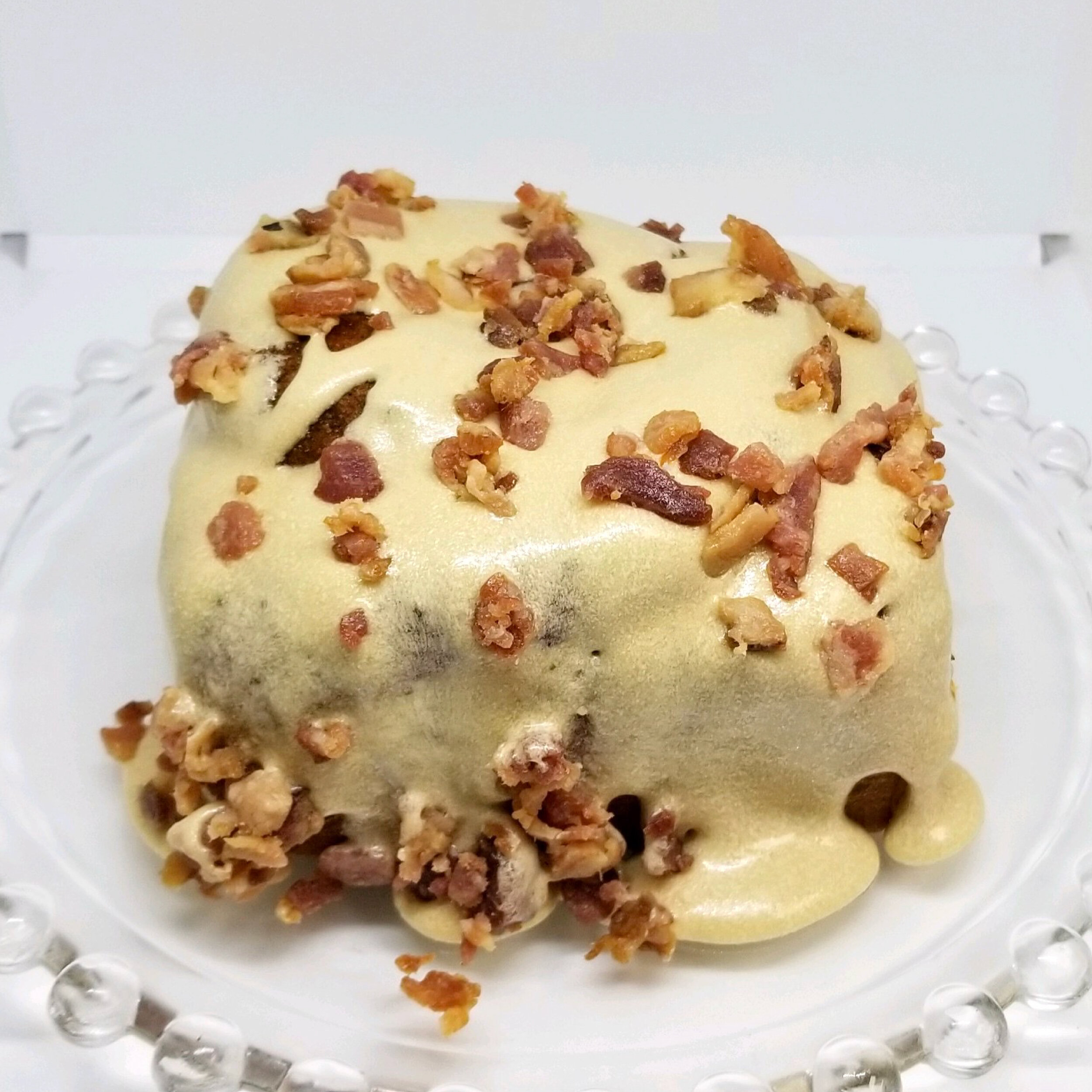 Order Maple Bacon Overload Roll food online from Cinnamom store, Grand Blanc on bringmethat.com