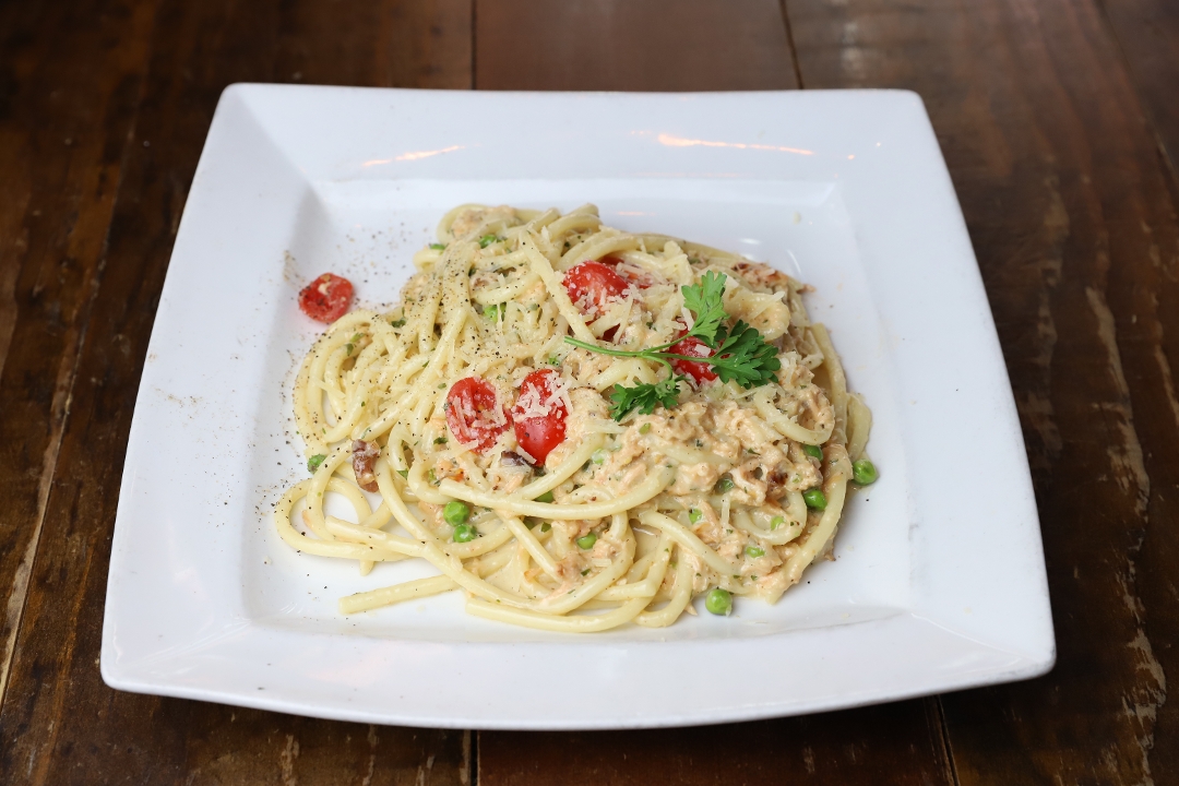 Order Smoked Salmon Carbonara food online from Plank Seafood Provisions store, Omaha on bringmethat.com