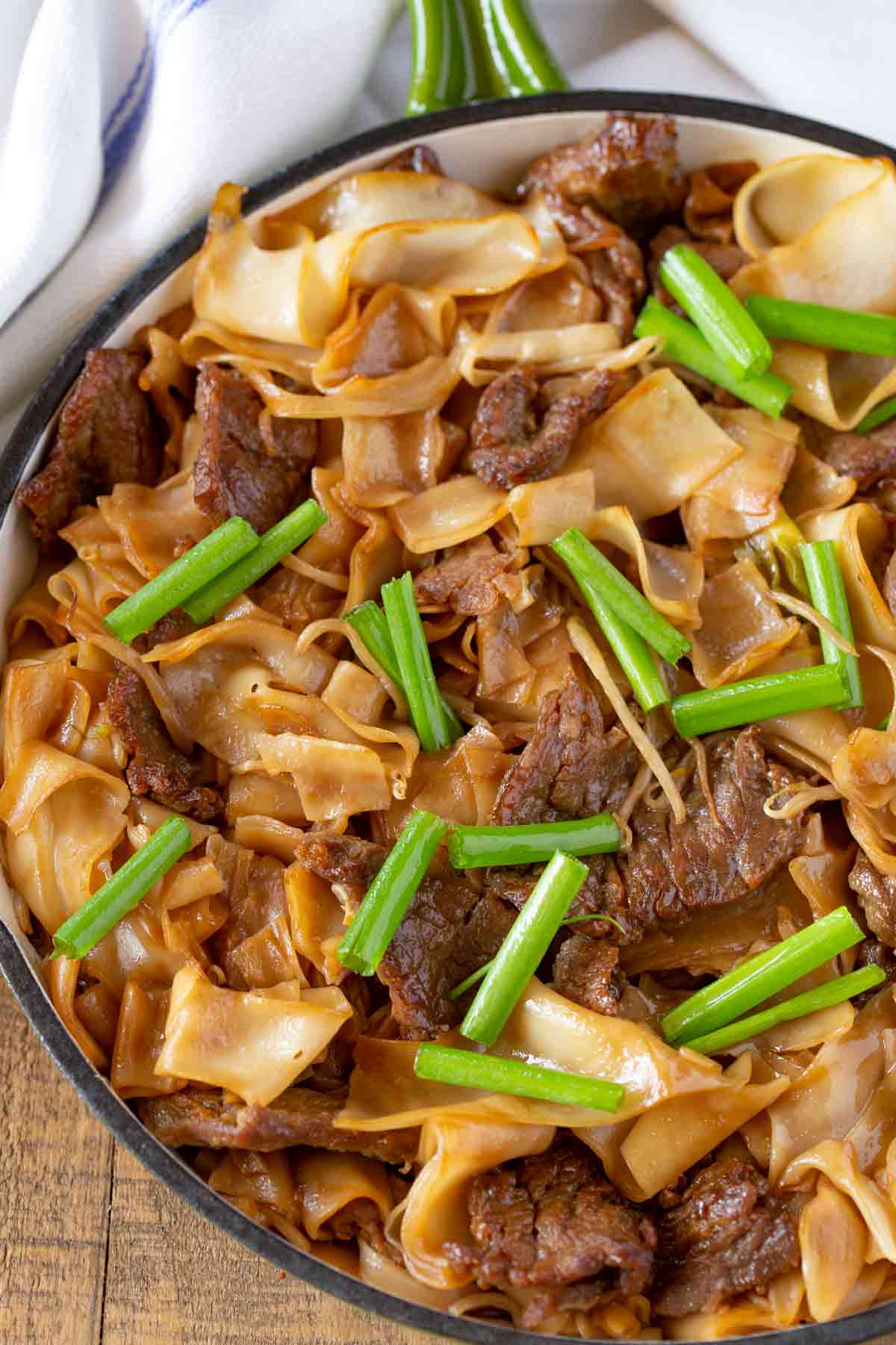 Order 191. Beef Chow Fun food online from Dragon store, Culver City on bringmethat.com