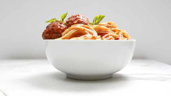 Order Spaghetti with Meatballs food online from Villa Italian Kitchen store, Milpitas on bringmethat.com