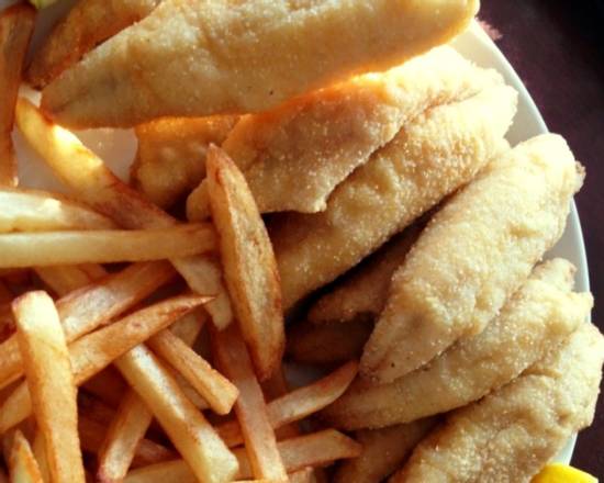 Order Fried White Fish Basket (6 pcs) food online from Juicy Crab Seafood And Steak House store, Manheim Township on bringmethat.com