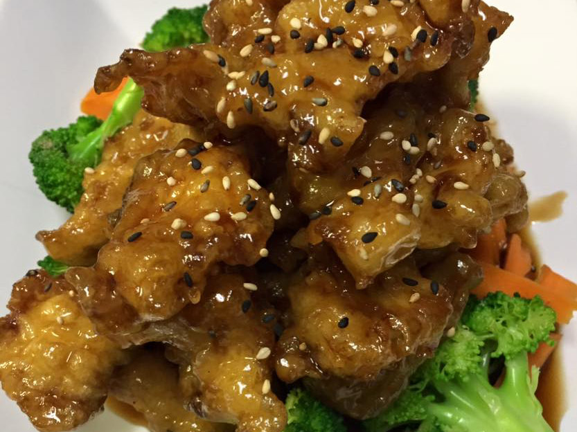 Order Sesame Chicken food online from Satto Thai And Sushi store, Atlanta on bringmethat.com