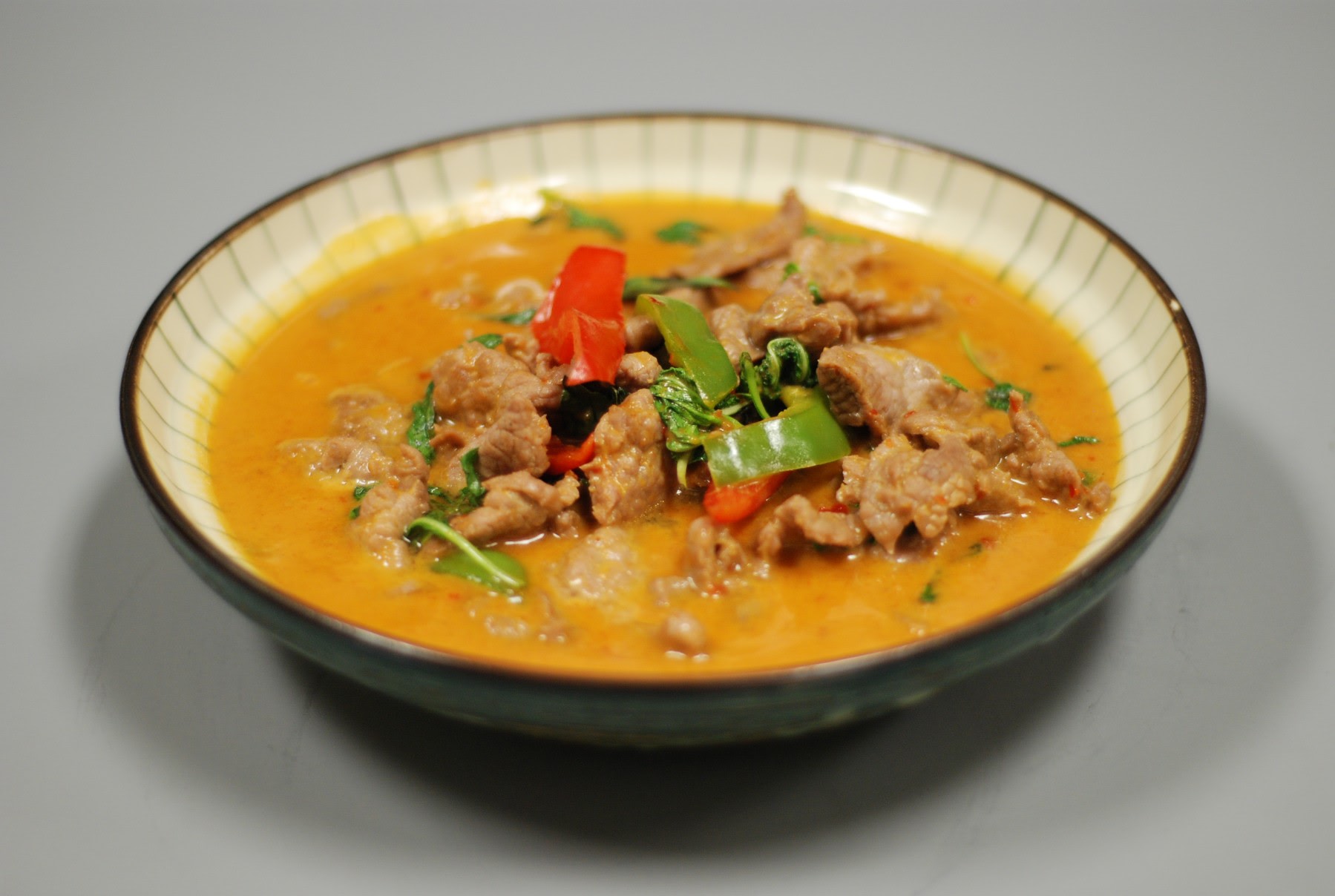 Order Panang Curry food online from Thaitaste Restaurant store, Los Angeles on bringmethat.com