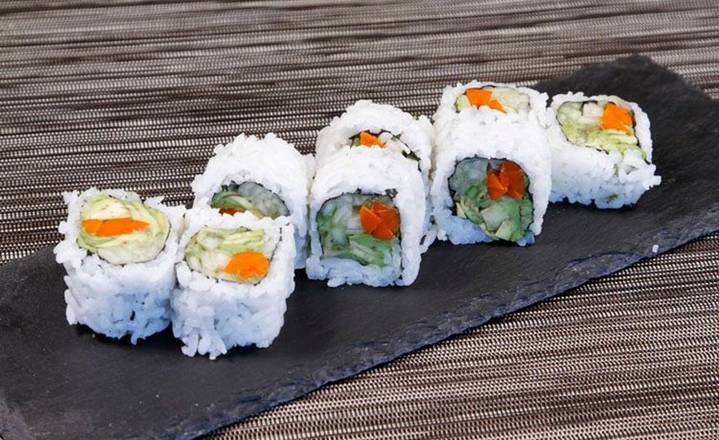 Order Vegetable Roll (8pc) food online from Fujisan store, El Centro on bringmethat.com
