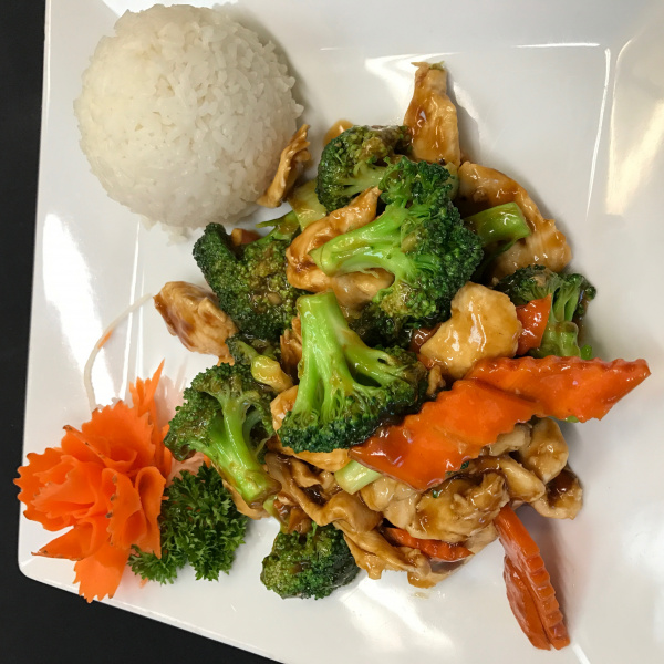Order 3. Chicken with Broccoli food online from Sakura Asian Fusion store, Kissimmee on bringmethat.com