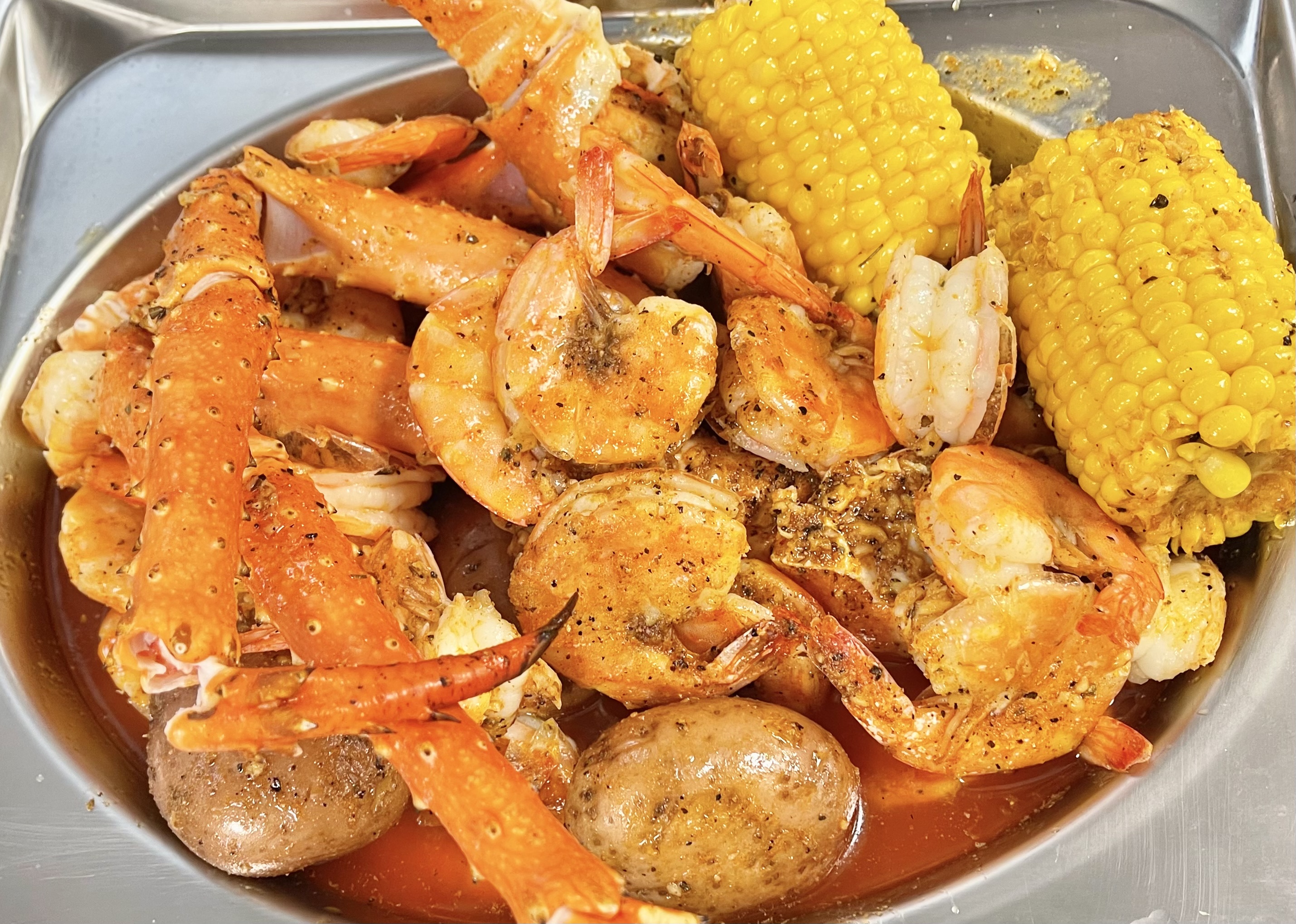 Order King Crab Legs and Shrimp No Head food online from A plus crab store, Canton on bringmethat.com