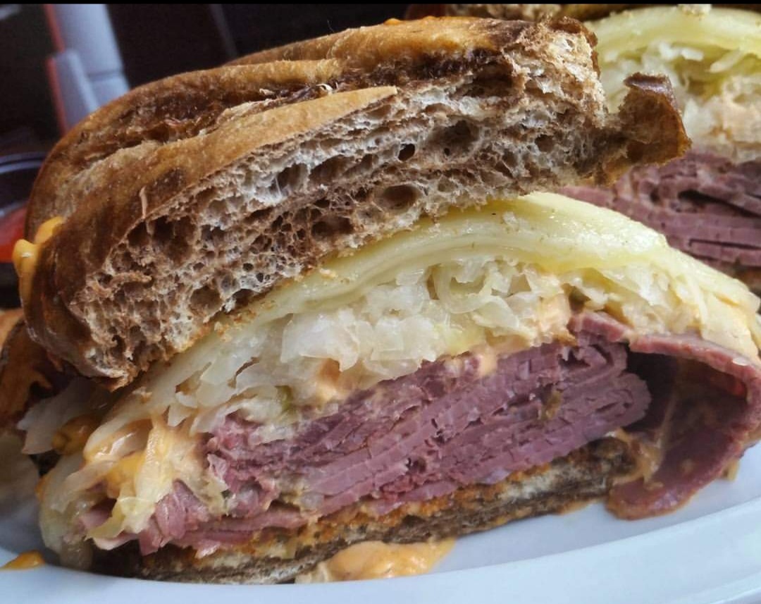 Order Reuben Sandwich food online from Fallon's Bar and Grill store, Olivette on bringmethat.com