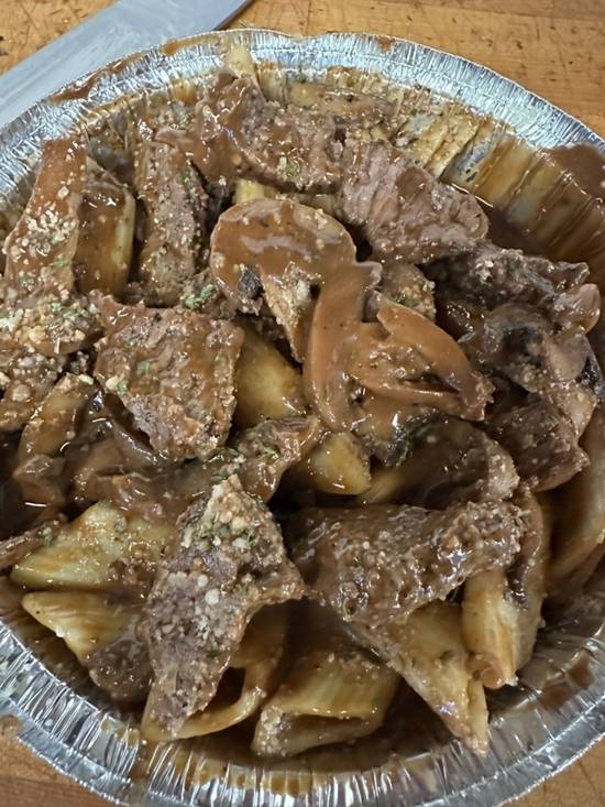 Order Steak Tips with Mushrooms and Gravy food online from The Pizza Cutters store, Syracuse on bringmethat.com