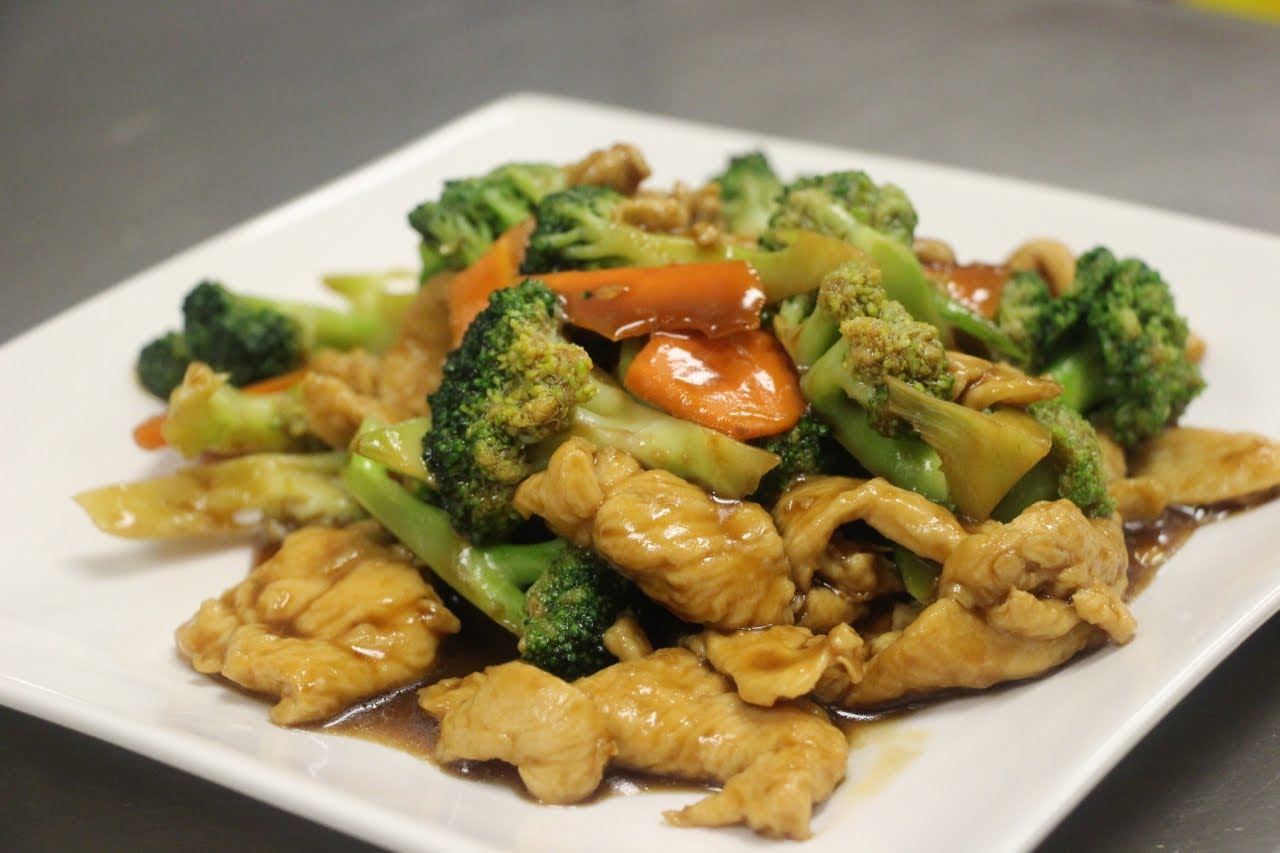 Order 57. Chicken with Broccoli 芥蓝鸡（大 food online from JJ China store, Morrisville on bringmethat.com