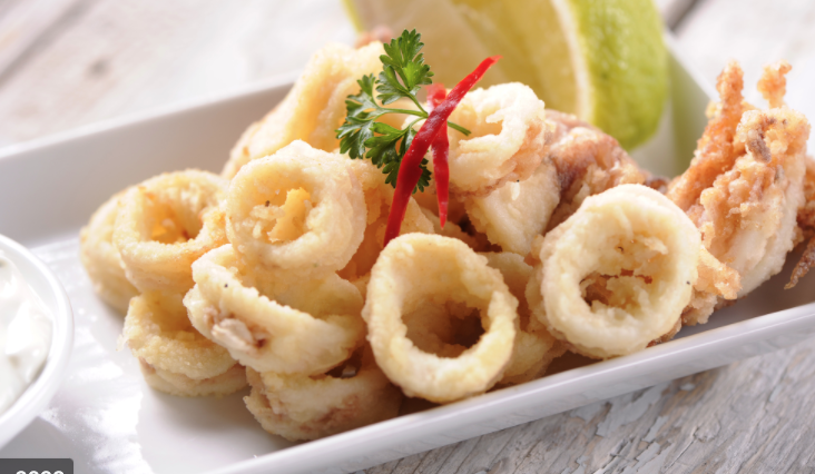 Order A7. Fried Calamari food online from Sawasdee Thai Cuisine store, Ventura on bringmethat.com