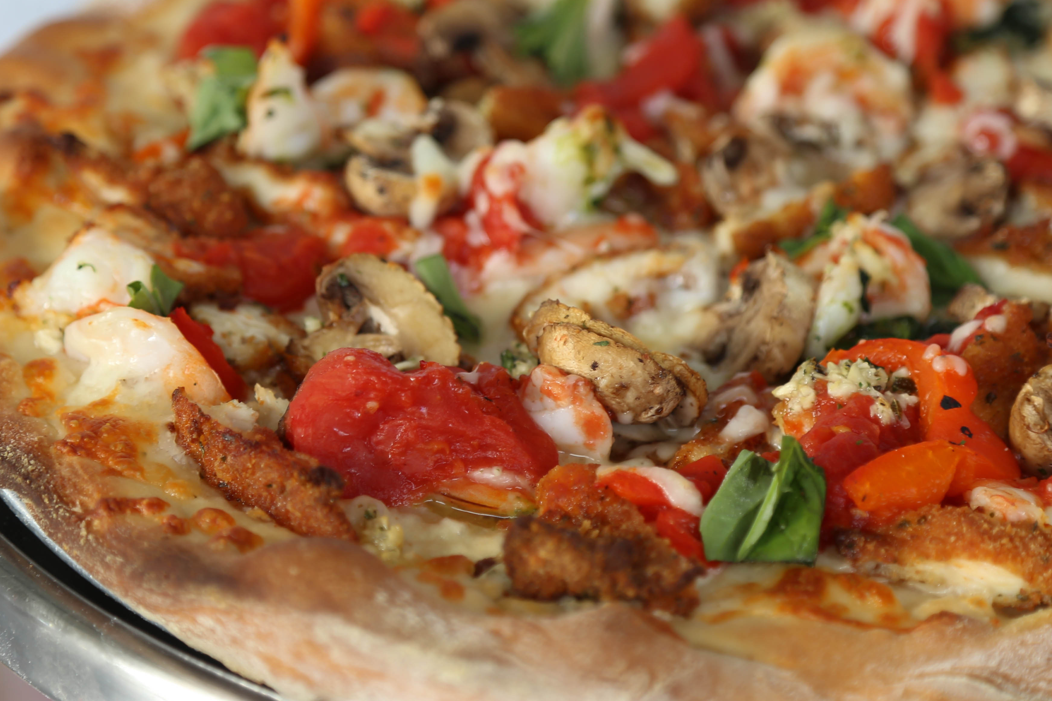 Order Shrimp and Chicken Pizza food online from Vito's Gourmet Pizza store, Pompano Beach on bringmethat.com