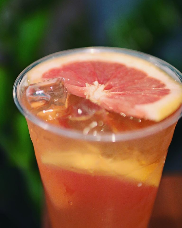 Order Cold Grapefruit Green Tea food online from Unbelibubble Tea House store, Duluth on bringmethat.com