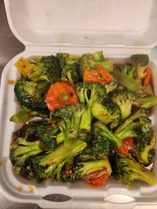 Order 803. Broccoli with Garlic Sauce food online from Pearl Chinese Restaurant store, Mesquite on bringmethat.com