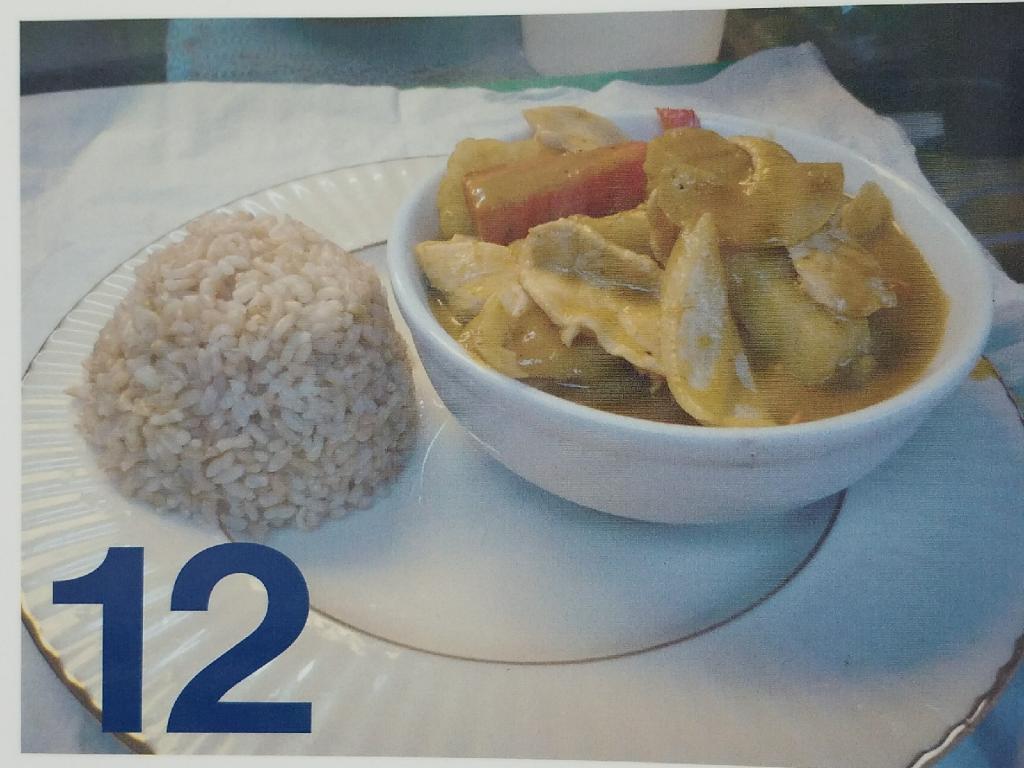 Order 12. Yellow Curry food online from Thai Garden To Go store, Clackamas on bringmethat.com