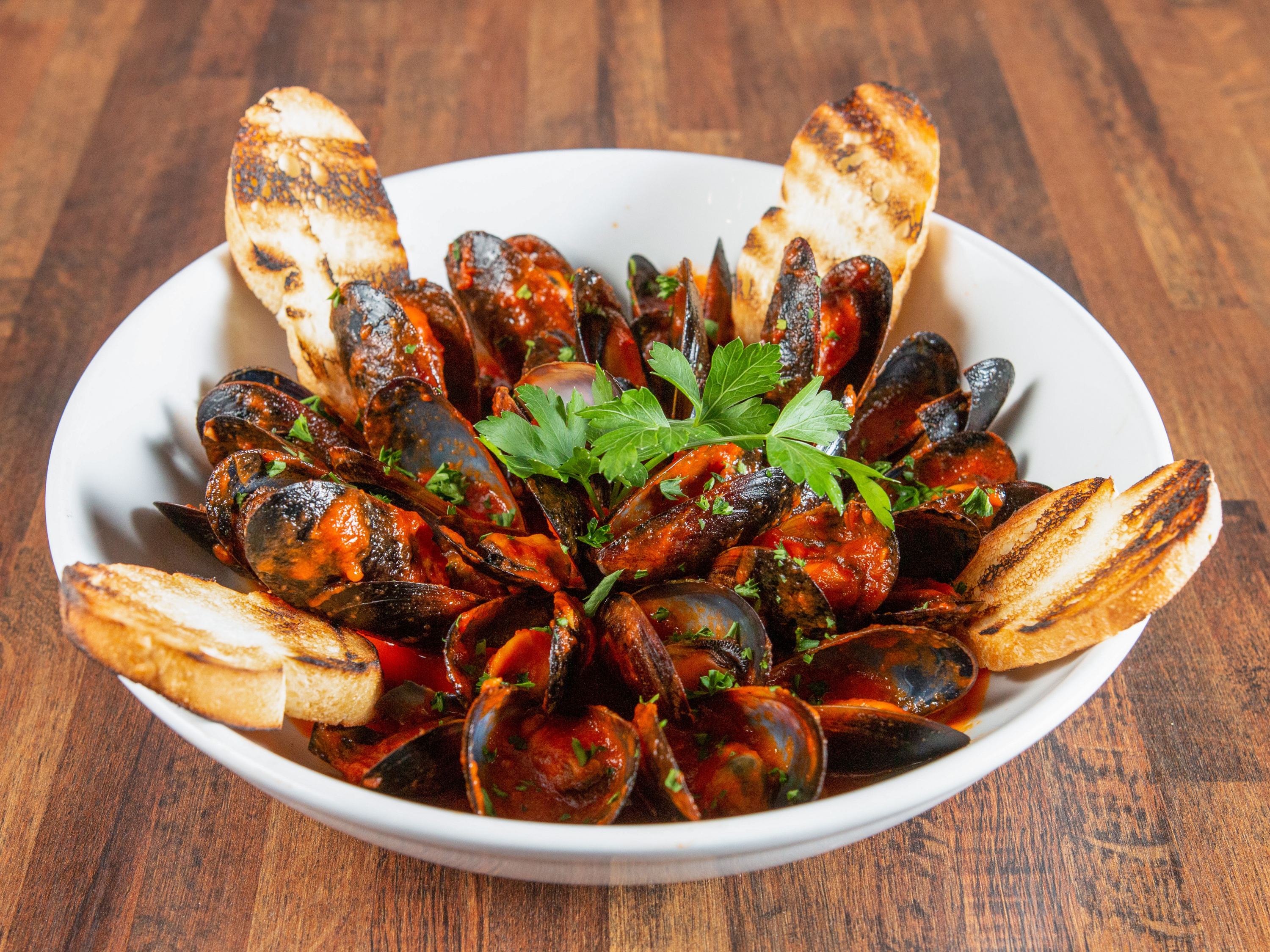 Order Mussels al Pomodoro food online from Tre Sorelle Ristorante store, Oak Park on bringmethat.com