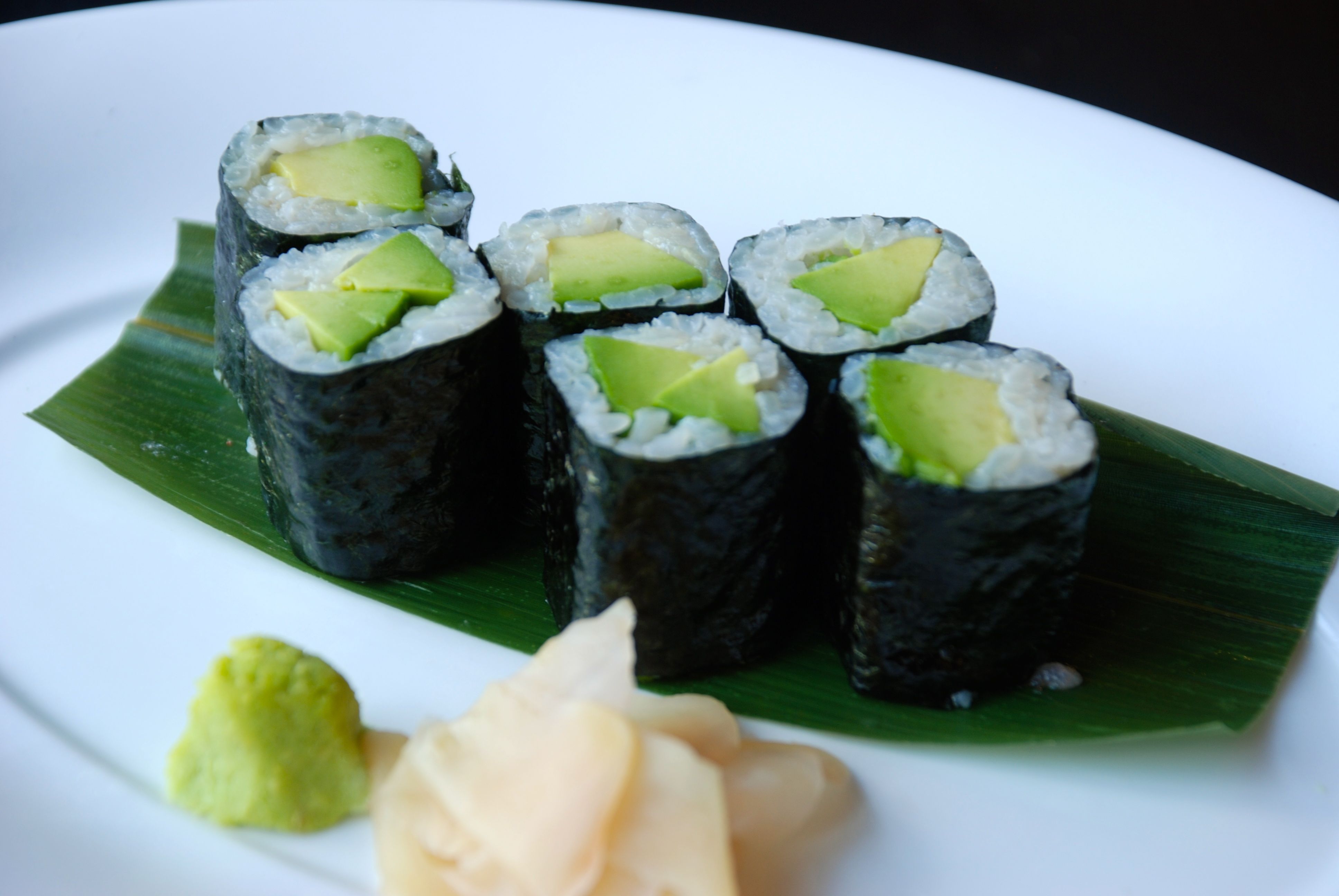 Order 78. Avocado Roll food online from Hanami Express Japanese Restaurant store, Youngstown on bringmethat.com