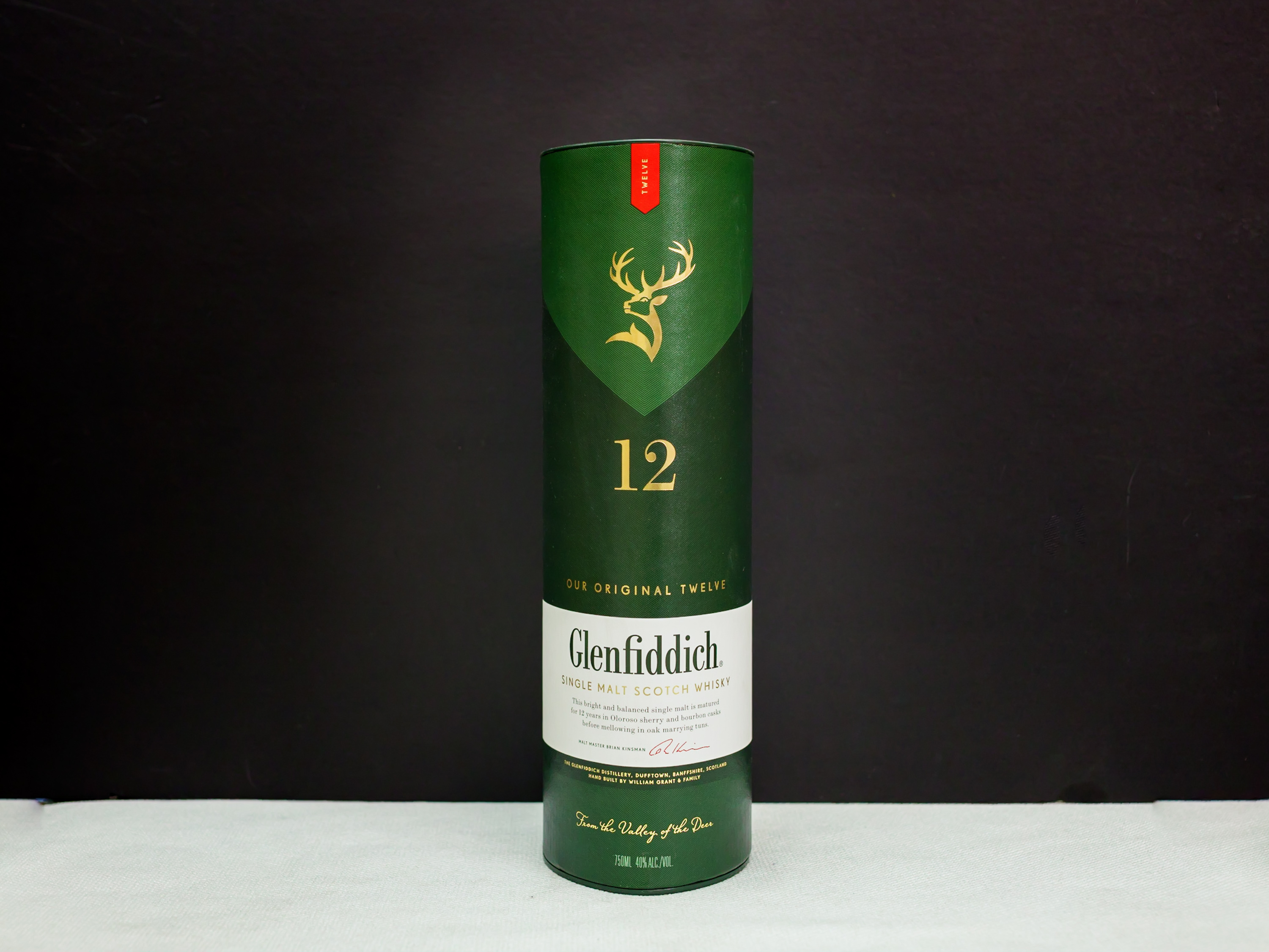 Order Glenfiddich 12 year  food online from Fred's Liquor & Delicatessen store, San Francisco on bringmethat.com