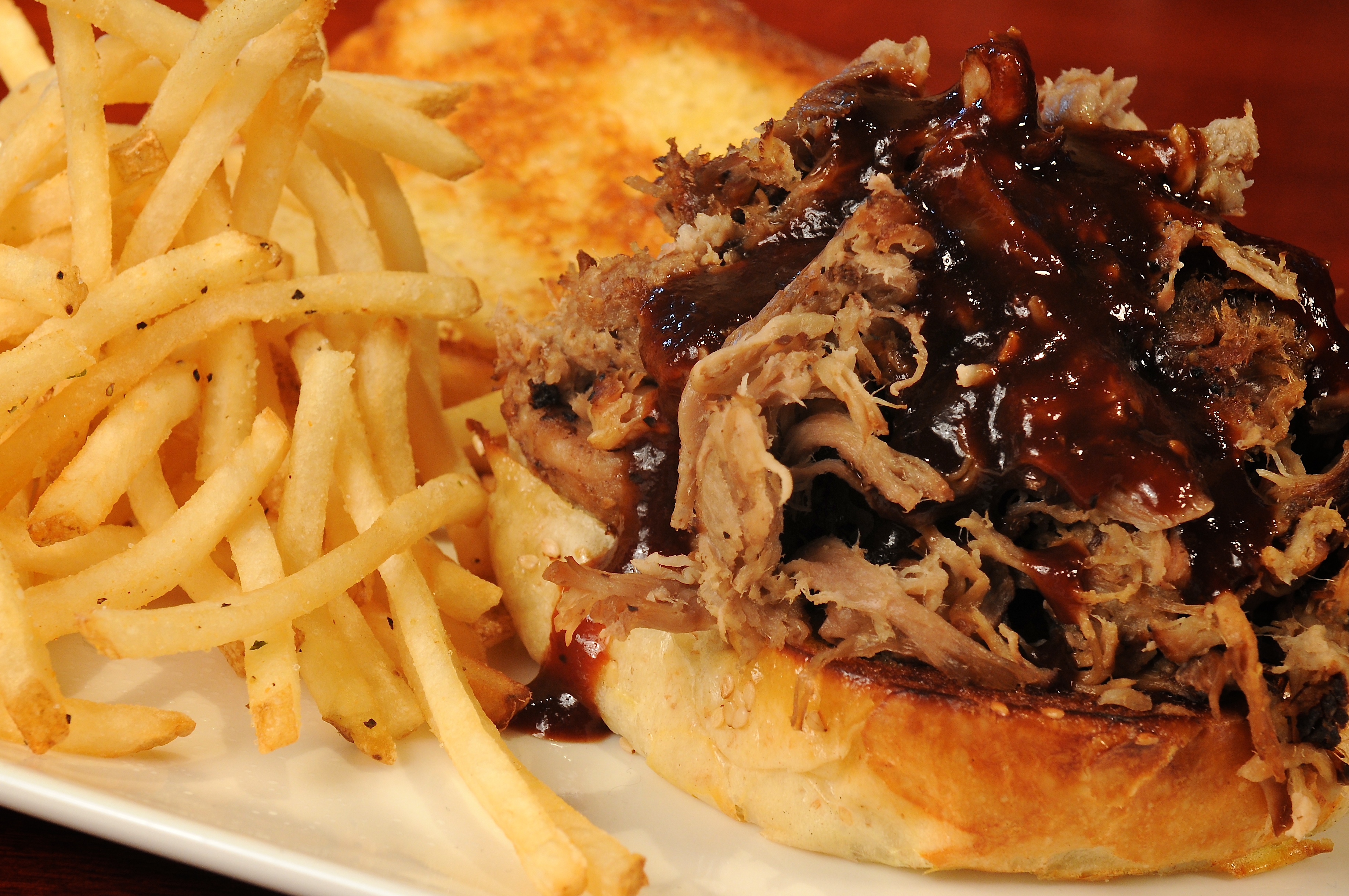 Order Pulled Pork Sandwich food online from Jimmy Bob Bbq & Wings store, Lancaster on bringmethat.com