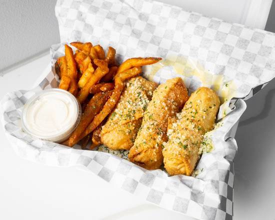 Order S2 ultra rolls - buffalo chicken food online from S2 Express Grill store, Chicago on bringmethat.com